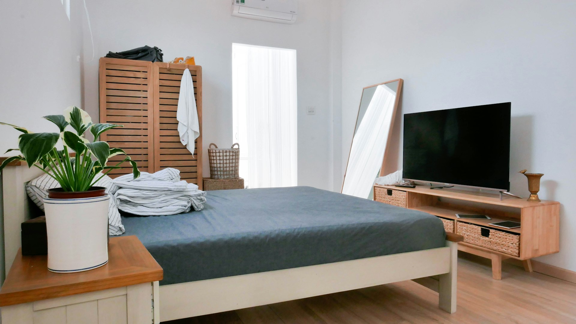 Transform your bedroom into a complete relaxation zone with our end-to-end bedroom solutions. From beds and wardrobes to dressers and decor, we curate everything you need for a cohesive, functional, and beautiful bedroom makeover. Our comprehensive approach ensures optimized storage, seamless style, and comfort tailored to your lifestyle.